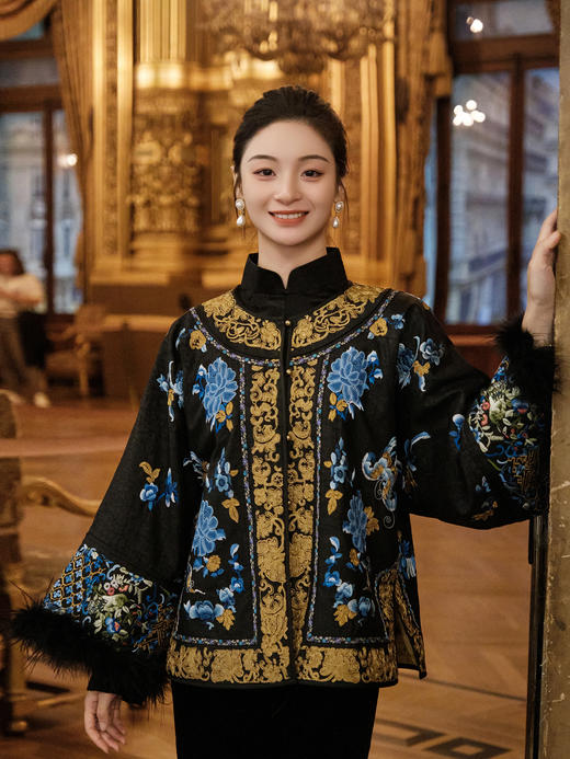 盛唐牡丹| 福寿牡丹三蓝盘金手推绣外套-低领款 商品图3