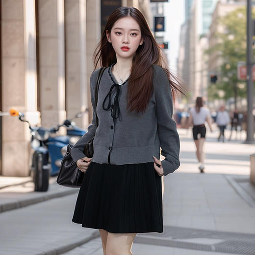 奢姿大码女装2024冬季蝴蝶结减龄V领两件套胖妹妹时尚针织套装9844953688 商品图3