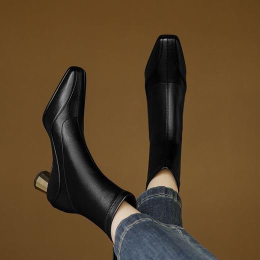 【预售5天】新款冬季法式瘦瘦靴高跟短筒靴方头马丁靴女显瘦包腿时装女靴HB&9951 商品图1