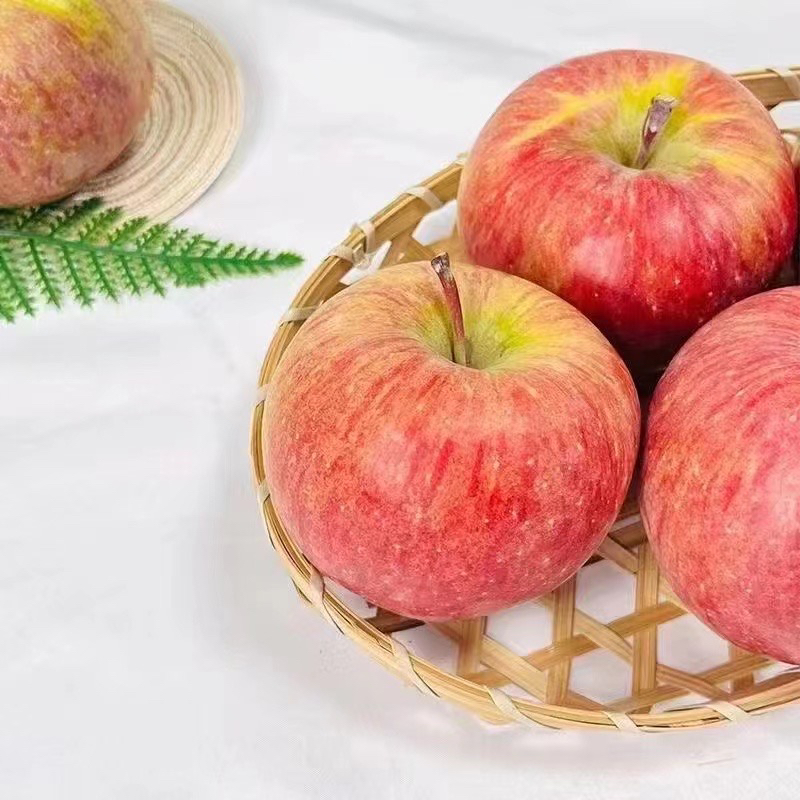 新疆阿克苏冰糖心苹果 1件约9斤 脆爽多汁