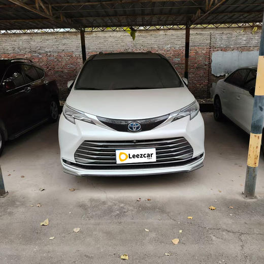 丰田 塞那SIENNA 2.5L混动 豪华版【长租-北京】 商品图1