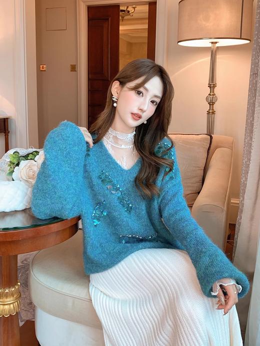 张心子【Lu系法则】重工氛围感亮片套头毛衣女秋冬新款显白上衣仙 U2411011 商品图2