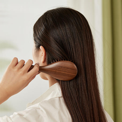 初心| 迷你胡桃木水滴梳 商品图2