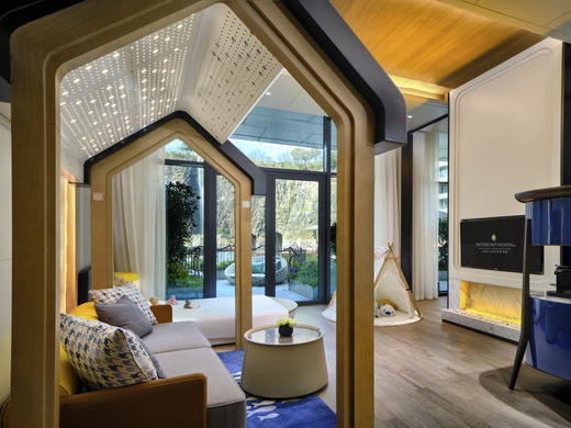 【深坑酒店】双12「海底梦境」复式套房臻享 洲际水下景观复式套房一晚+次日两大一小（六岁以下）源咖啡自助早餐+行政酒廊礼遇+时令水果+精选点心+店选红酒1瓶 商品图4