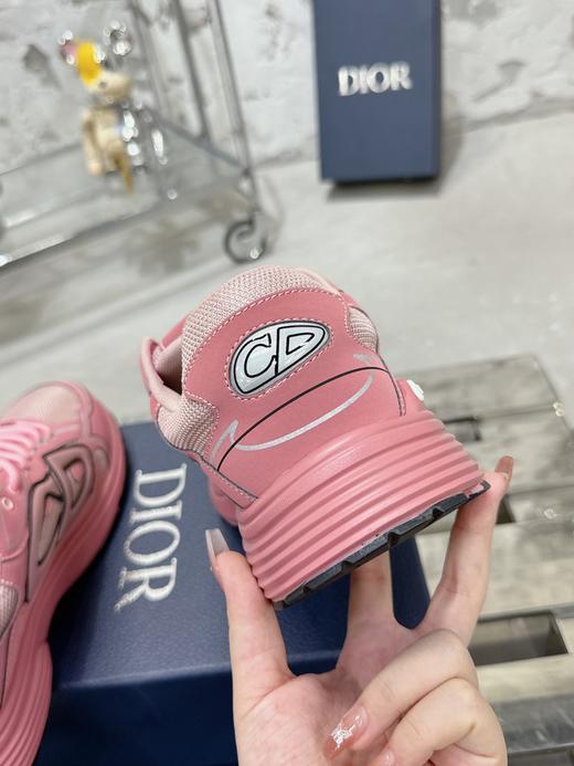 工厂原版9000购入开发 迪奥最新配色B30系列 反光 老爹运动鞋 看着一般，上脚绝绝子 每一个细节都是时髦焦点 关键很百搭，拍图得不能再普通的感觉，细看真的有被惊艳到！ 商品图8