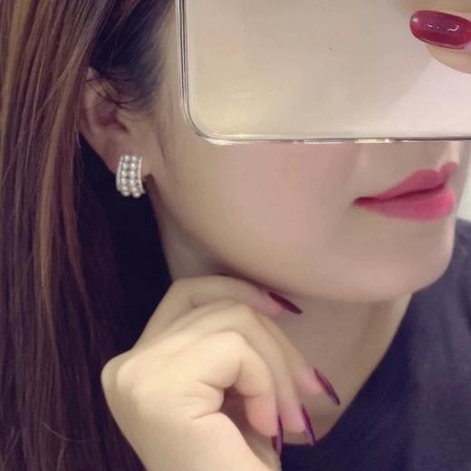 7DAYS小众设计多珠双排珍珠耳钉 商品图4