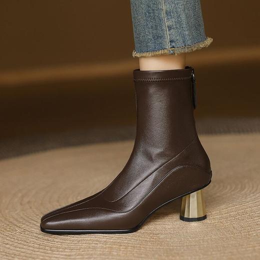 【预售5天】新款冬季法式瘦瘦靴高跟短筒靴方头马丁靴女显瘦包腿时装女靴HB&9951 商品图3