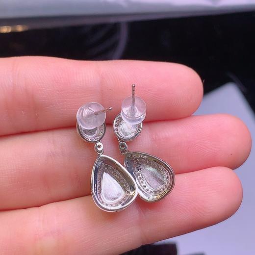 阳绿水滴翡翠耳坠 商品图4