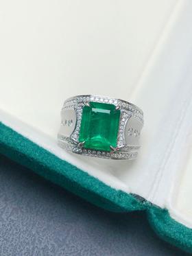 3.93克拉祖母绿男戒