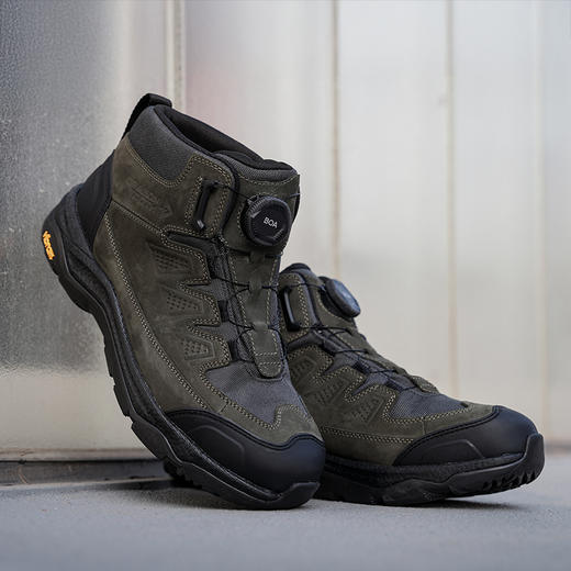 龙潜中帮防水战术鞋男士耐穿防撞登山徒步秋冬新款户外休闲 商品图1