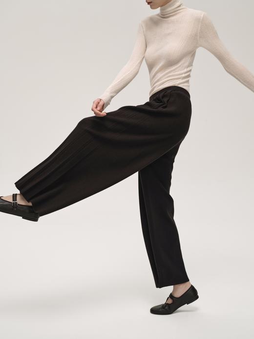 BYARN 云感高领羊绒衣 商品图3