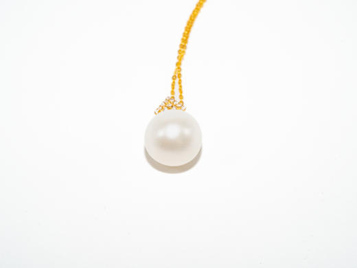 【热销款】珍珠吊坠（方形K黄扣）10.9mm 商品图3