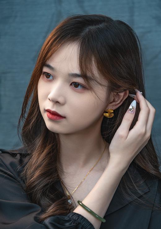 【推荐款】蝴蝶扭状黄金耳饰克重5.3（单个2.6） 商品图2