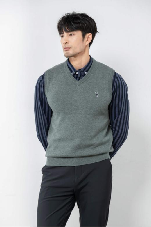 【NECHEER柏奥玛秋冬季男士纯色V领羊毛背心马甲8963款】❗❗❗ ✅柏奥玛的羊毛含量非常纯，很柔软，🔹不像有的羊毛衫，说100%羊毛衫，🌸实际却很扎皮肤 商品图4