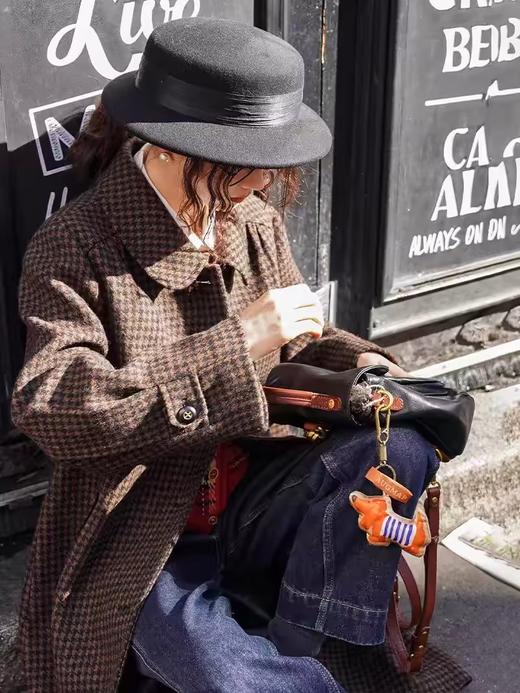 浮生八记/24C119/复古全羊毛娃娃领抽肩章收袖口古董金扣大衣 商品图3