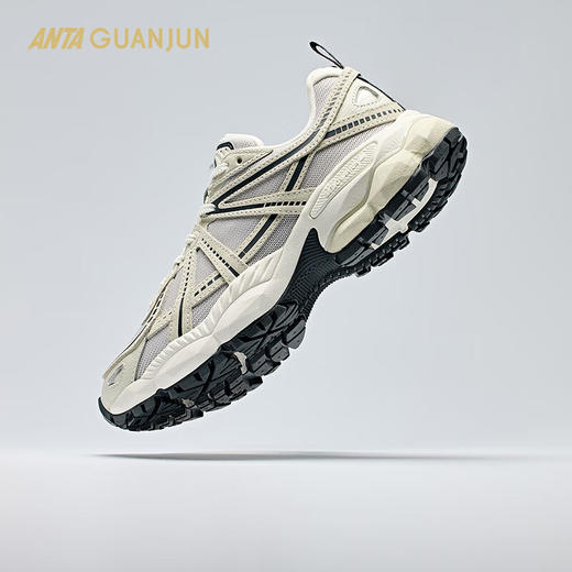 安踏冠军AG-G02 V2  全天候系列女户外休闲复古老爹鞋122448802A 商品图1