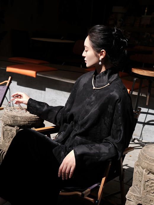 盛唐牡丹| 双狮戏绣球香云纱外套 商品图8