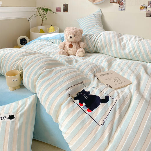 本屋创品学生宿舍卡通牛奶绒四件套秋冬保暖被套床单绣花床上用品 商品图2