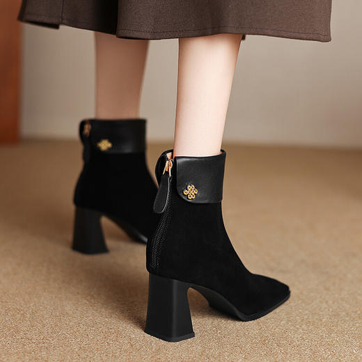 【预售5天】法式时尚羊翻皮拼接瘦瘦靴方头气质高跟靴子加绒粗跟短靴女SLLK&sl-7820 商品图3