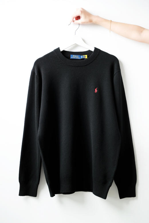 清冷感气质毛衣。小标刺绣基础款纯色圆领正肩长袖针织衫A111988 商品图10