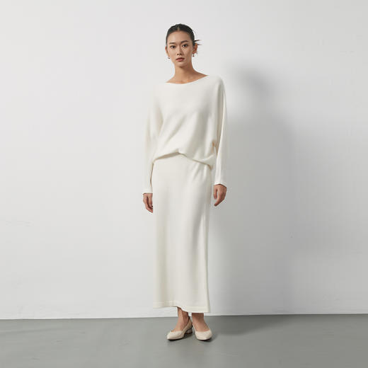 东黎 • 小山羊绒女士秋冬针织一字领套衫 3351 商品图2