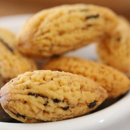 【开口香榧】当季新鲜货，颜色鲜亮，颗颗饱满，内仁松脆又香甜，壳薄肉厚，口感超赞！ 商品图2