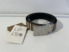 英国BURBERRY巴宝莉经典款皮带腰带