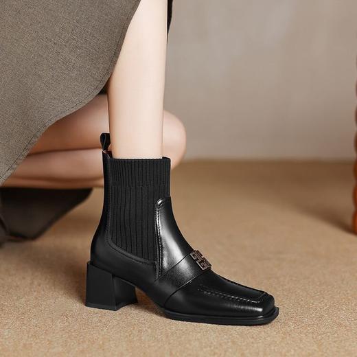 【预售5天】秋冬新款牛皮针织毛线筒瘦瘦靴加绒方扣粗高跟弹力短靴女SLLK&sl-7855 商品图1