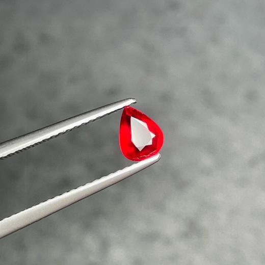 0.73ct刻面红宝石裸石 商品图1
