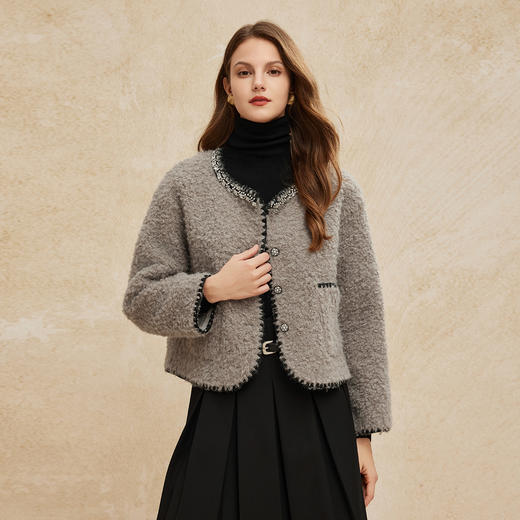 PH107斯尔丽2024冬季新款小香风皮毛一体圆领防风保暖优雅仿绵羊毛外套 商品图0