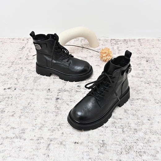 经典鲨2024年冬季新款百搭黑色加绒侧拉链平底通勤短筒靴女KW178-D58171 商品图3