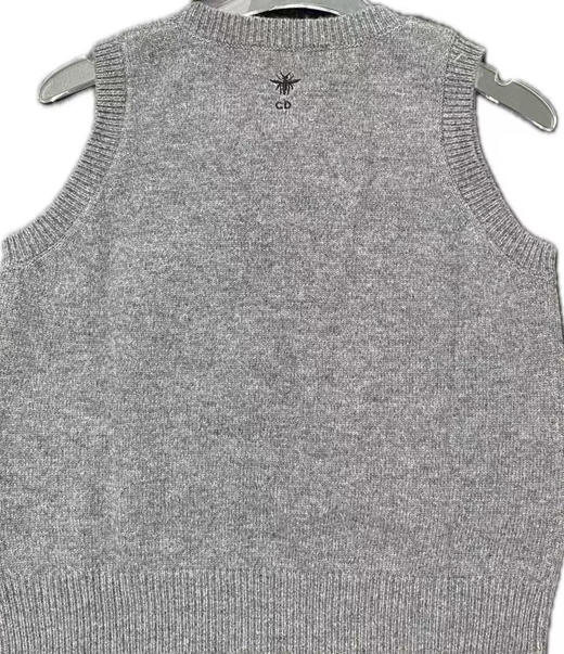 背心。针织开衫。背心200。毛衣330 商品图3