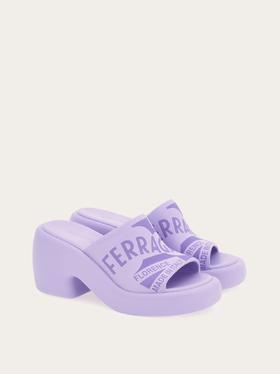 FERRAGAMO-粗底橡胶便鞋