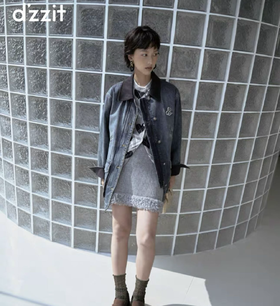 4楼dzzit牛仔棉服3I4RB01吊牌价：2290折后价：2061