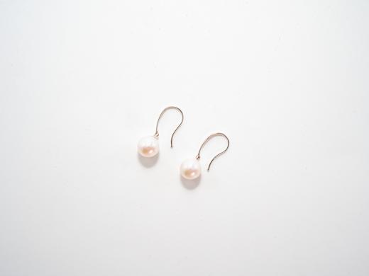 【推荐款】K白坠感珍珠耳钉 | K白耳针珍珠7.7mm 商品图2