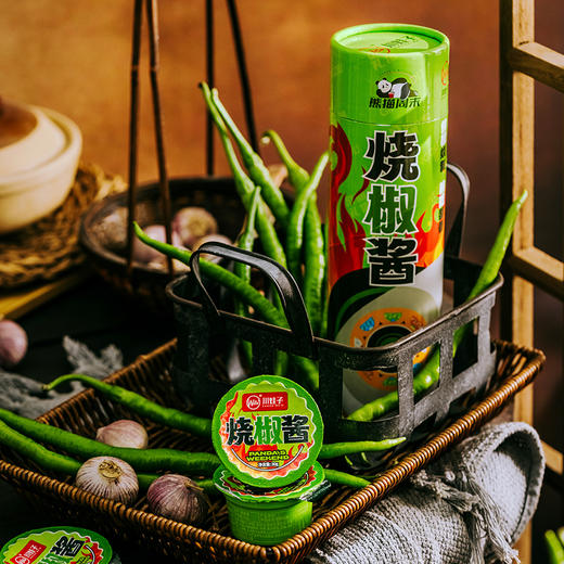 川娃子&熊猫周末系列便携烧椒酱小城市伴手礼 商品图4