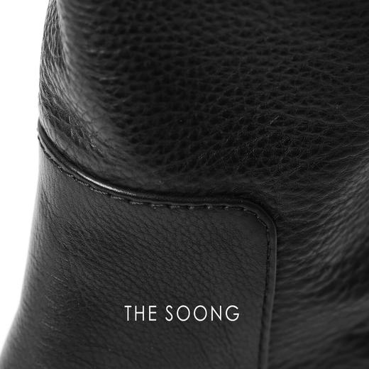 THESOONG‘翻折中筒靴‘胎牛皮摔纹柔软光泽质感高筒皮靴HWXZ6075 商品图8