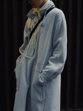 步履不停/4D31155C/双面摇粒绒立领连衣裙软糯保暖卫衣裙