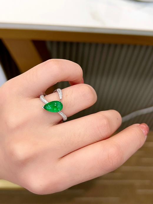 2.60ct蛋面水滴祖母绿戒指 商品图4