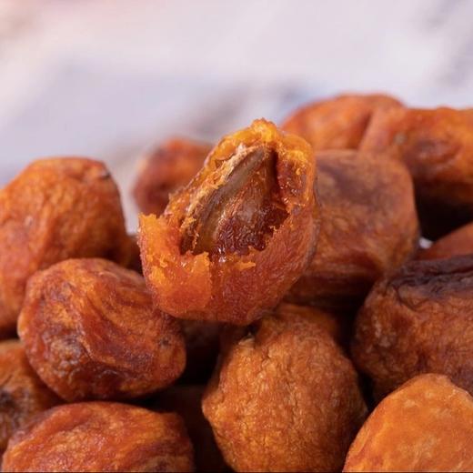 新疆四团特级吊干杏  这颗丑杏子也太好吃吧  杏肉软糯香甜 杏仁清香脆爽  一杏两吃  满口留香 健康 美味 每口都是阳光的味道年货 商品图5