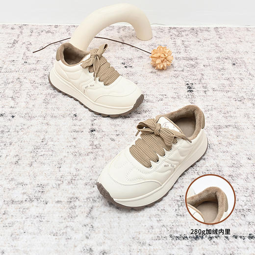 经典鲨2024年冬季款韩版舒适平底系带加绒保暖跑步休闲鞋女KW317-D58021 商品图3