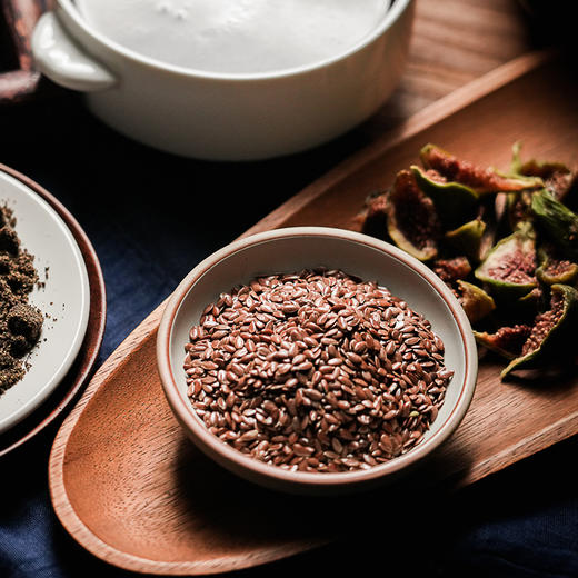 亚麻籽无花果粉 | 10种配料以黑养黑口感香醇微甜慢火烘焙。黑豆黑芝麻亚麻籽葛根桑葚无花果枸杞豆南瓜子打磨成粉配比。 商品图2