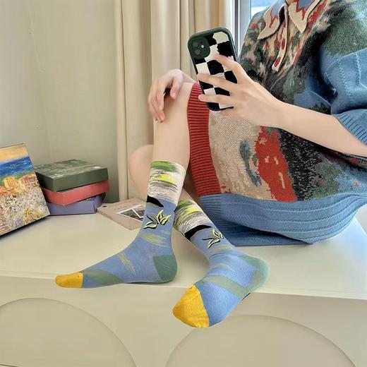 【4双礼盒装梵高II莫奈油画袜】法国轻奢II文艺复兴 莫奈&梵高&文森特新疆长绒棉油画风抽像潮袜 商品图0