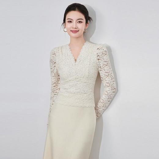 【高货wl】全新升级【铂金会员146/天猫189/差价43】(02557) 洛诗琳新款气质修身打底衫镂空蕾丝花边V领长袖针织衫 商品图1