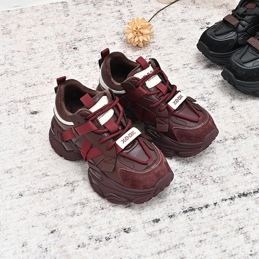 经典鲨2024年冬新款时尚潮流平底系带加绒保暖显高老爹鞋女KW68-D58021 商品图4