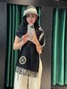 CHANEL香奈儿徽章贴片羊绒围巾 商品缩略图4