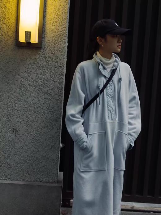 步履不停/4D31155C/双面摇粒绒立领连衣裙软糯保暖卫衣裙 商品图1