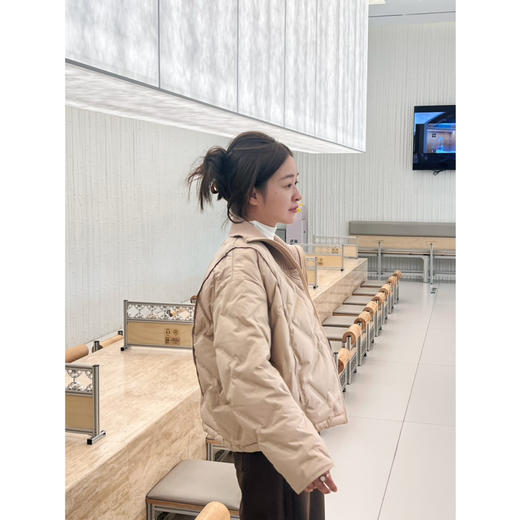 2411406   时髦感休闲 羽绒服，短款设计款 商品图8