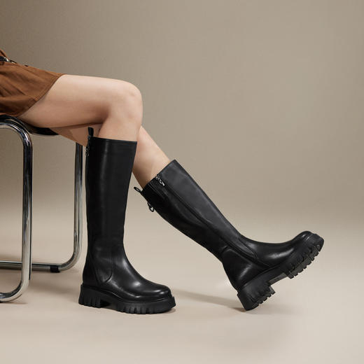 千百度厚底真皮骑士靴女款冬季高筒长靴A24516565 商品图4
