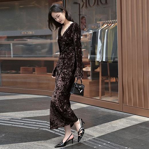 【顺丰包邮】40424 洛诗琳法式高级感蕾丝贴花露背丝绒连衣裙8362 商品图2